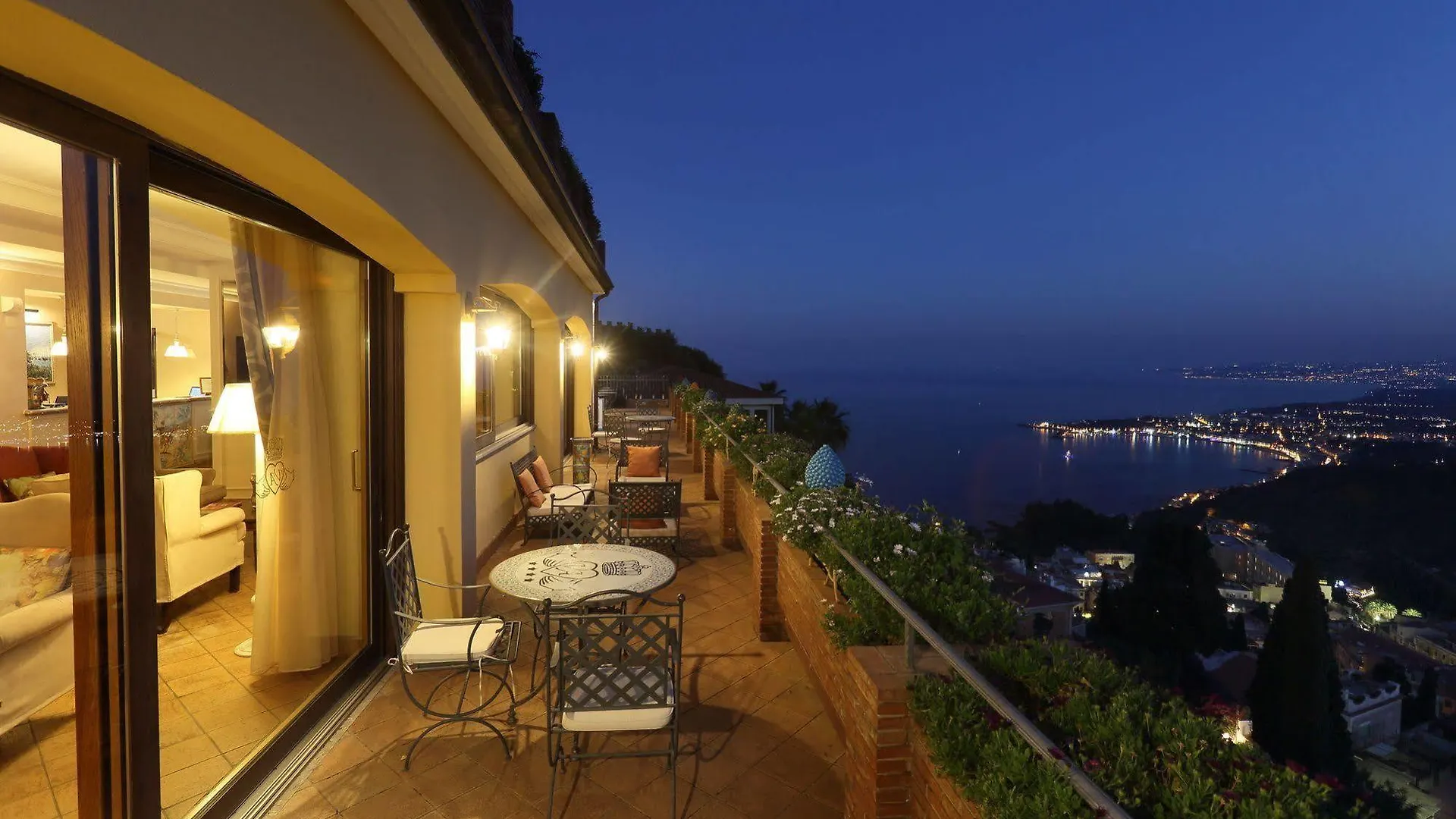 Hotel Villa Angela Taormine