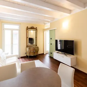  Apartamento Domus Gladius By Postcardsfrom Italia