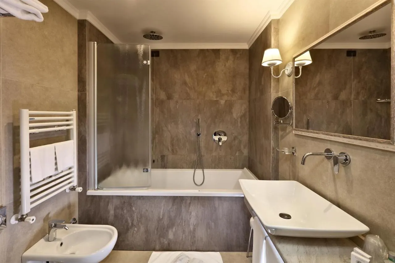 **** Hotel Villa Angela Taormina Italia